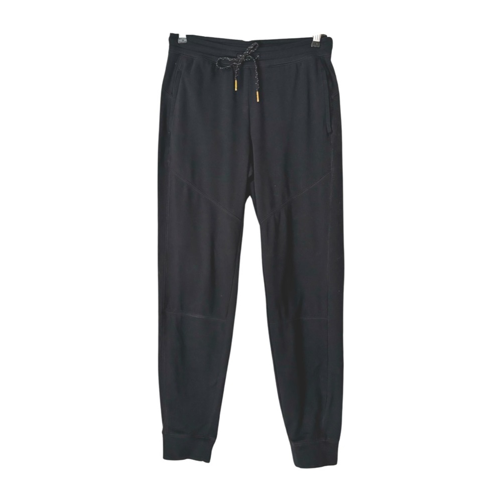 AEO lightweight jogger pants in black color